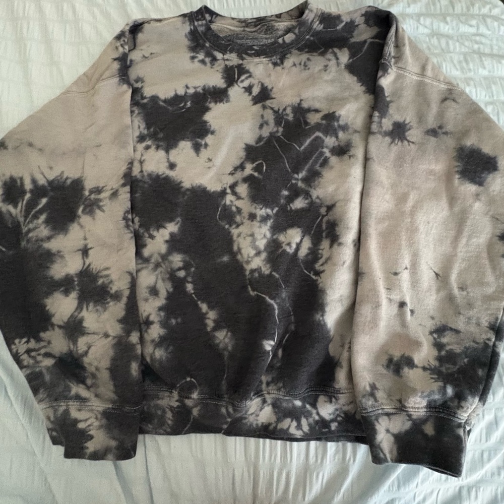 Tie-Dye Black and Gray Crew Sweatshirt